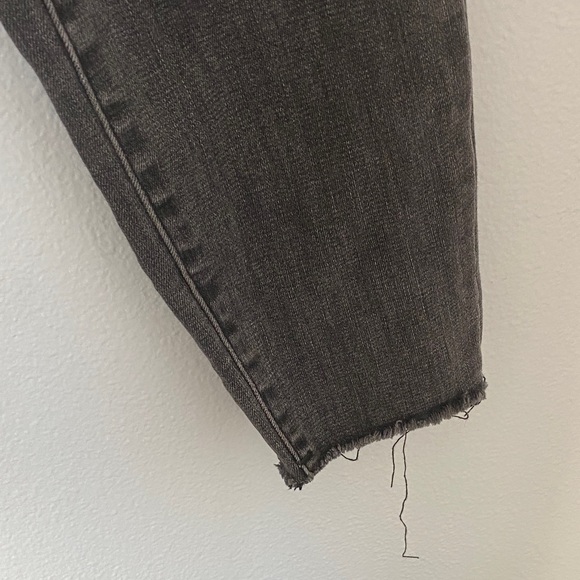 PacSun Charcoal Skinny Jeans for Women - Picture 4 of 7